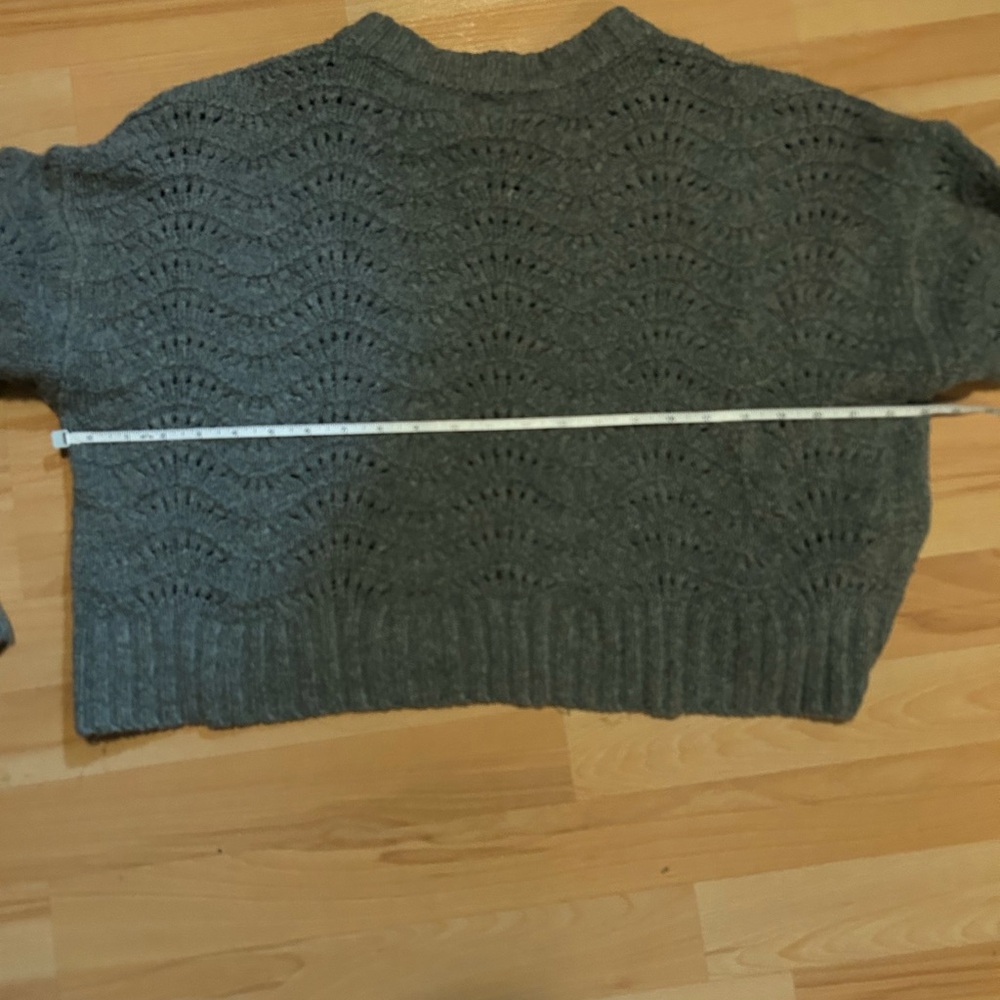 American Eagle Outfitters Gray Knit Sweater - Picture 6 of 8